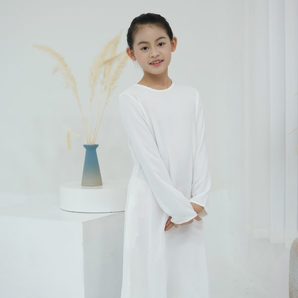 Exquisite Embroidery Tassel Children's Robe Abaya - Image 2